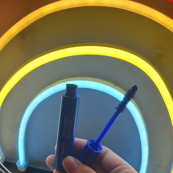 Brand new blue mascara ! Ulta beauty. Retails $16 - Picture 4 of 5